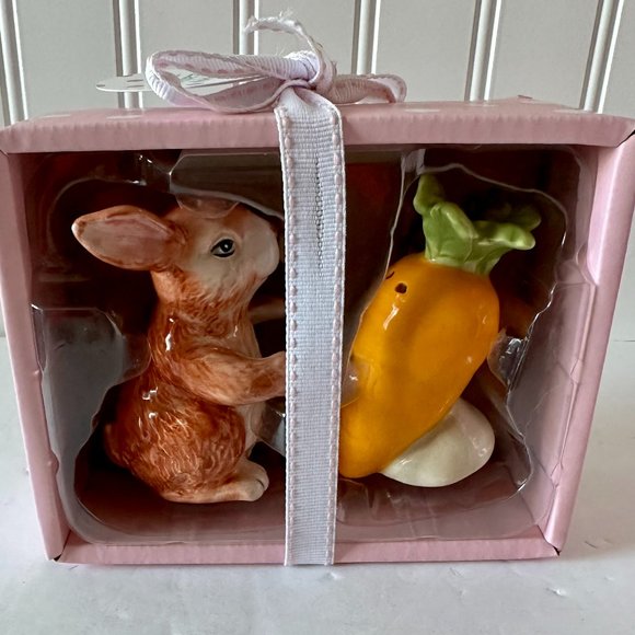 Blue Sky Clayworks Carrot and Bunny Salt and Pepper - 21313 - Picture 2 of 5